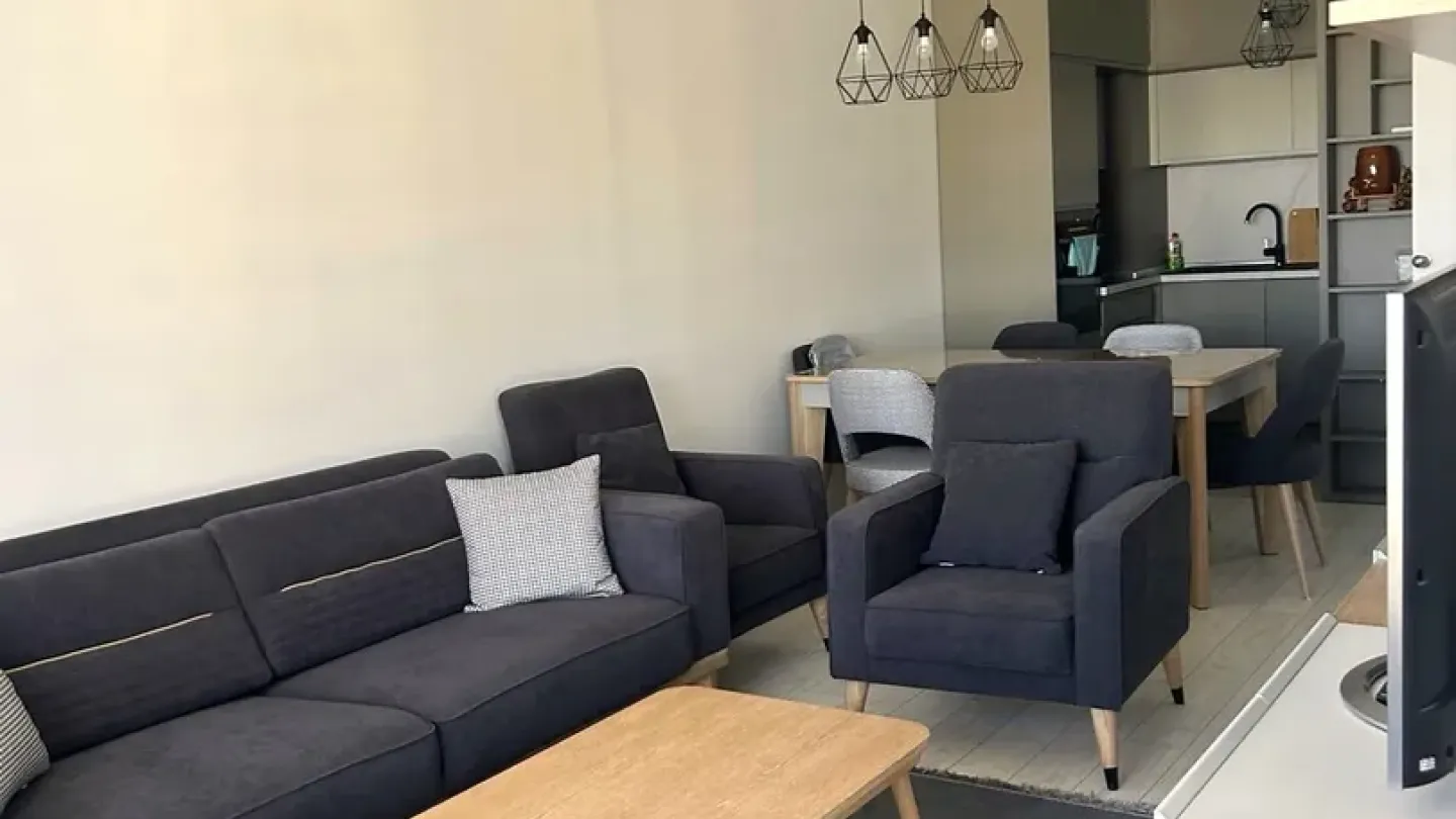 Stylish Fully Furnished One-Bedroom Apartment in Briz, Varna - Ready Now - Image 2