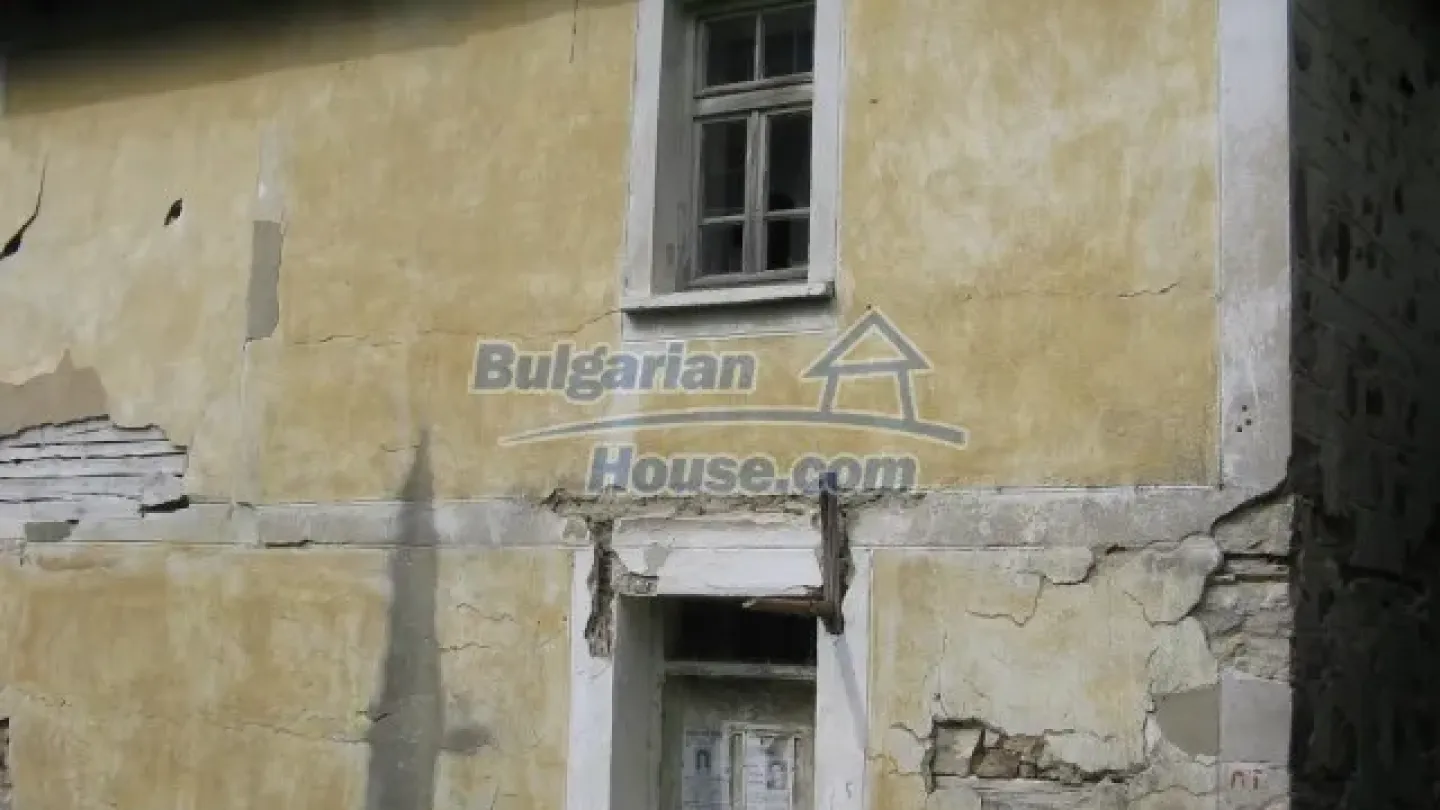 Spacious Three-Story House with Mountain Views Near Pamporovo - Image 4