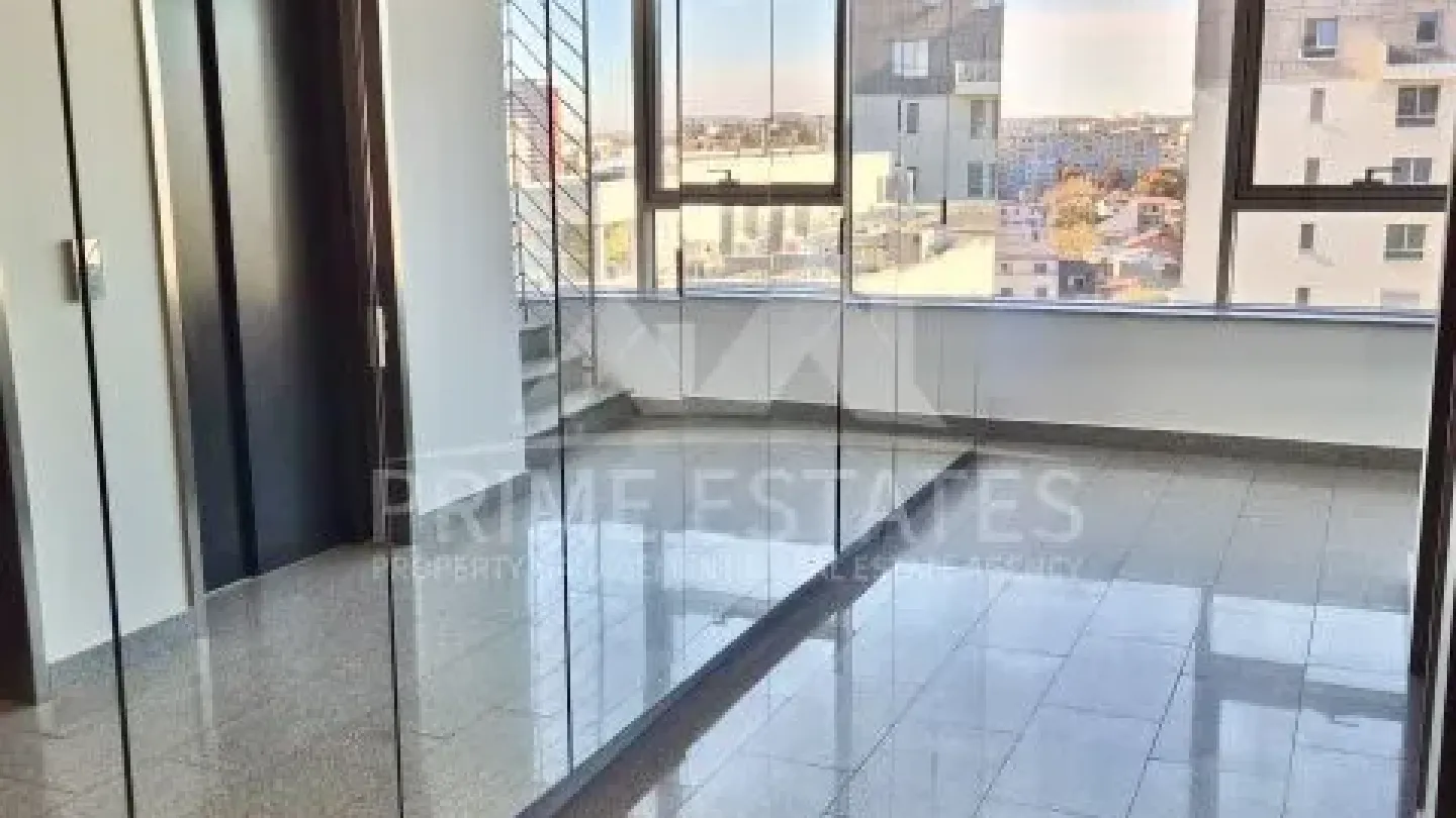 Spacious 2-Bedroom Apartment with Parking in Luxuria Residence, Bucharest - Image 2