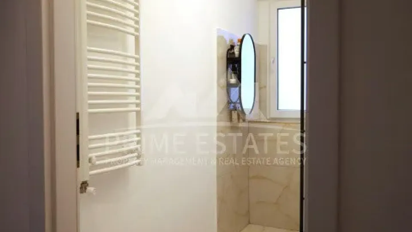 Spacious 3-Bedroom Apartment for Sale in Bucharest - Mosilor District - Image 3