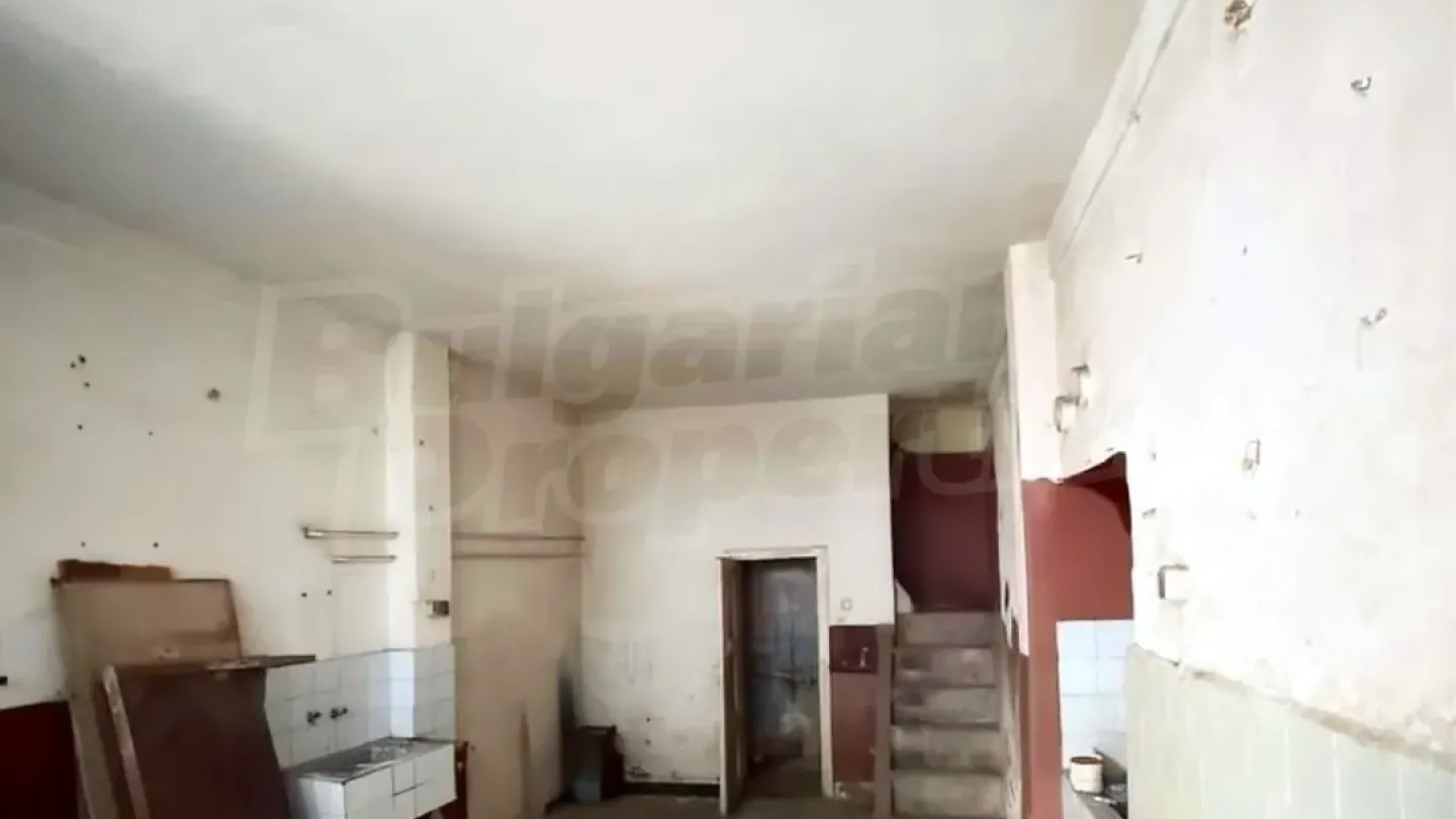 Charming Two-Story House in Plovdiv's Vibrant Kapana District – For Sale - Image 1