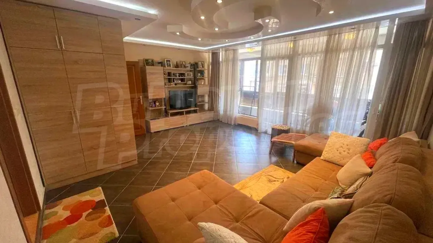 Spacious 2-Bedroom Apartment Near Borisova Garden, Burgas, Fully Furnished - Image 2