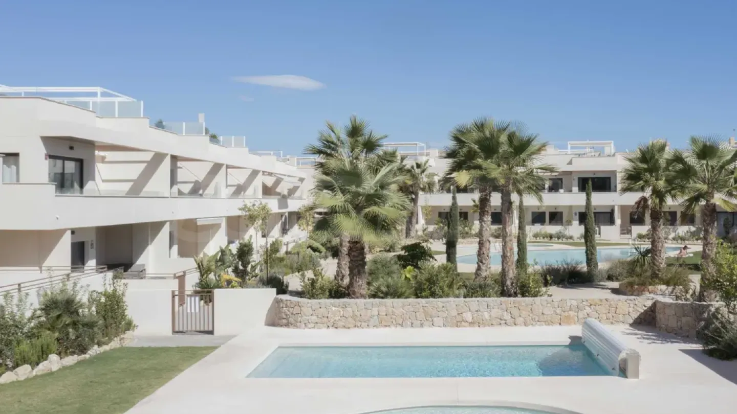 Torrevieja Beach House - 2 Bed, Unfurnished - Image 4