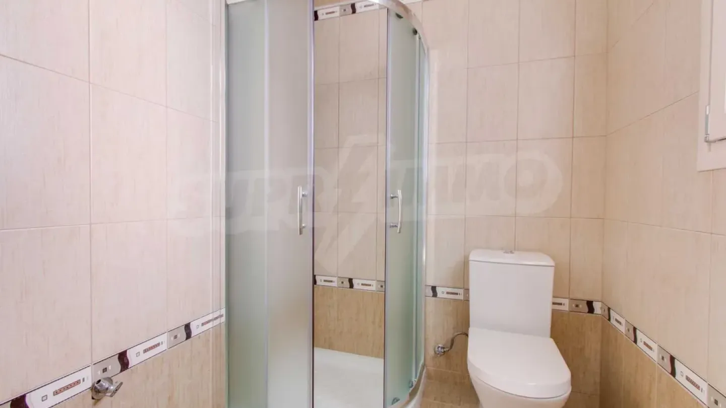 Spacious Villa in Kallithea with Pool and Multiple Amenities - Image 1