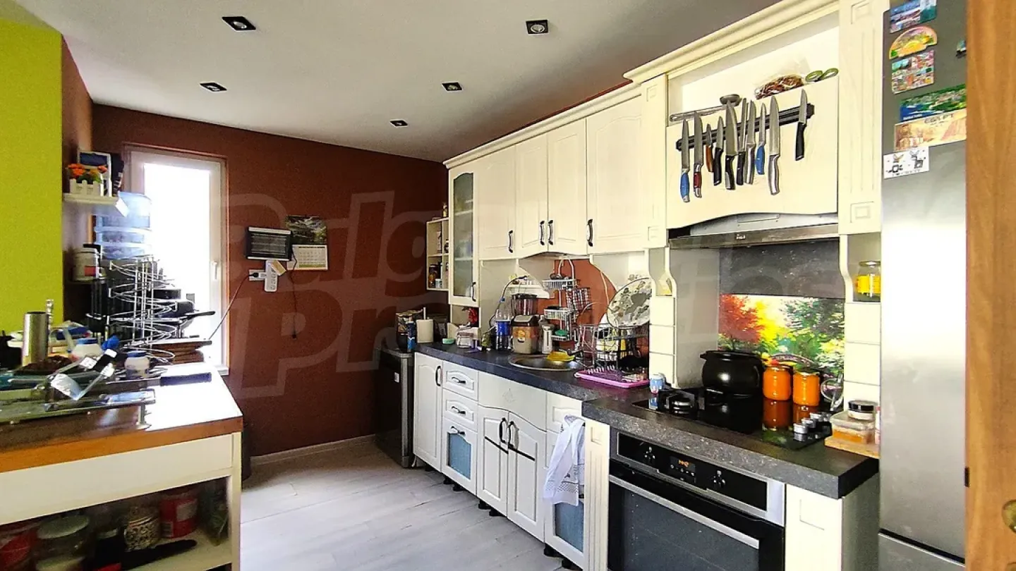 Spacious 2-Bedroom Apartment in Central Stara Zagora - For Sale - Image 2