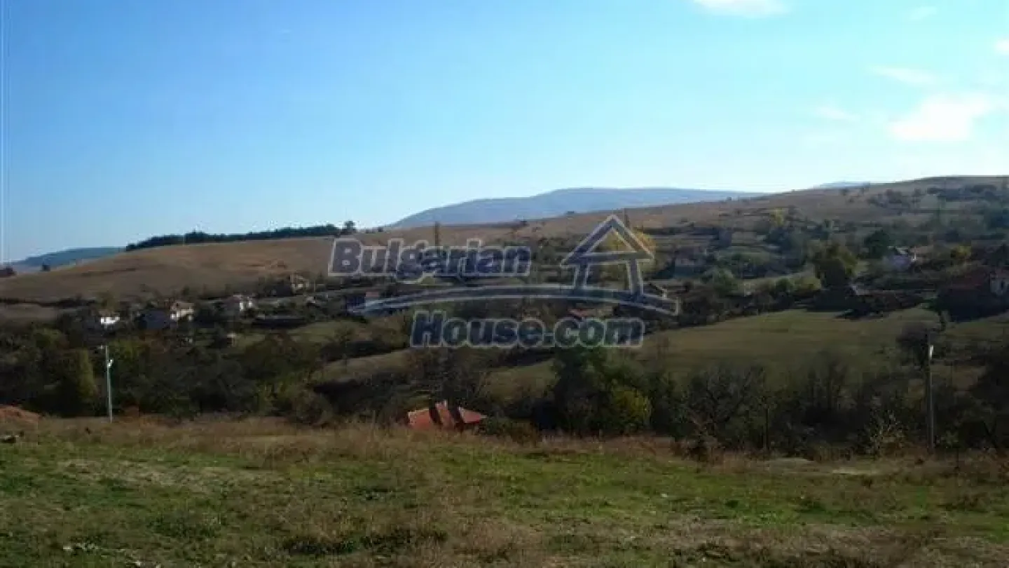 Spacious Rural House with Garden and Stunning Panoramic Views - Image 5