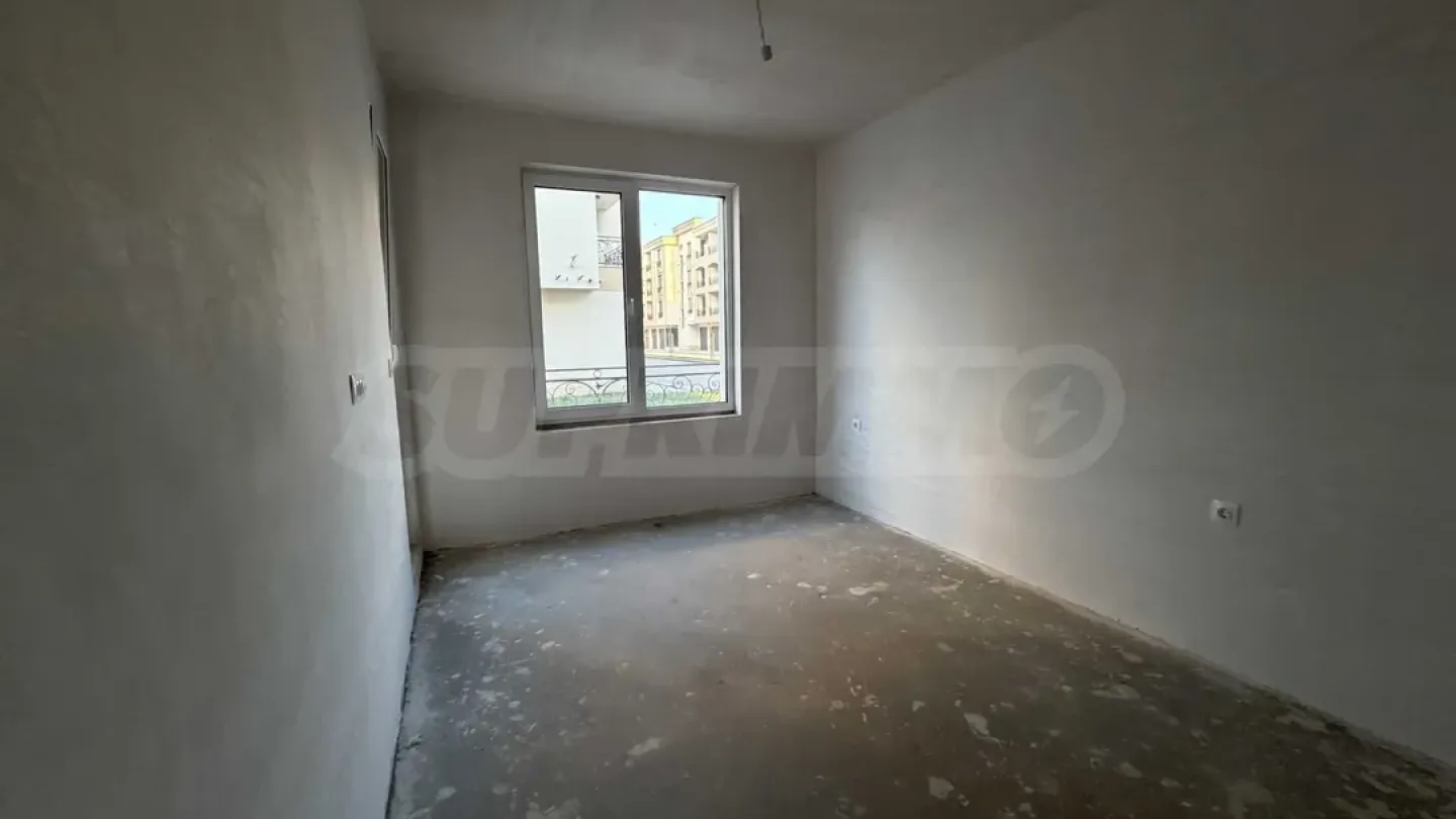 Spacious 3-Bedroom Apartment with Private Garden in Plovdiv - Image 5