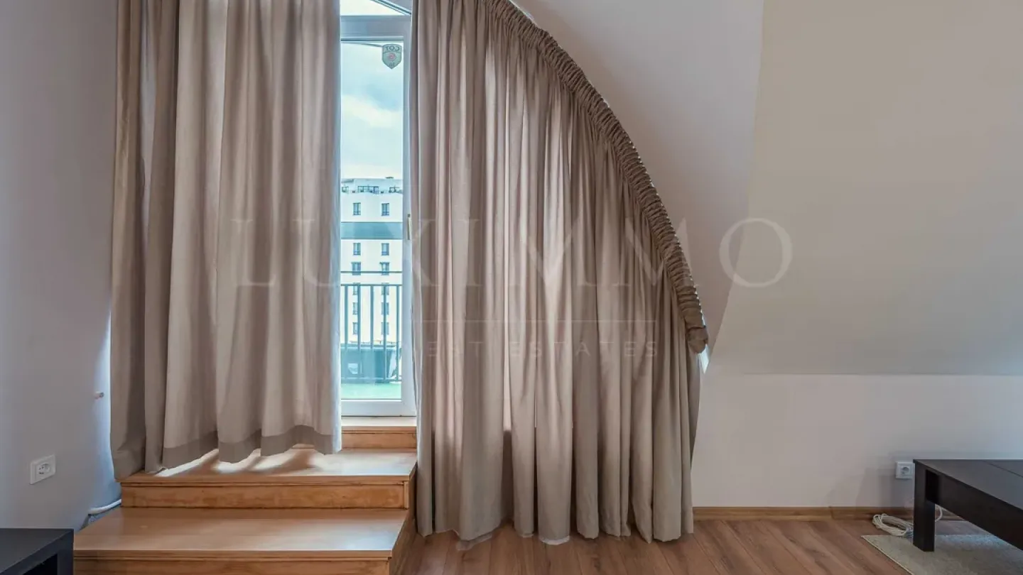 Spacious Four-Bedroom Maisonette in Sofia’s Reduta District - Rent - Image 1