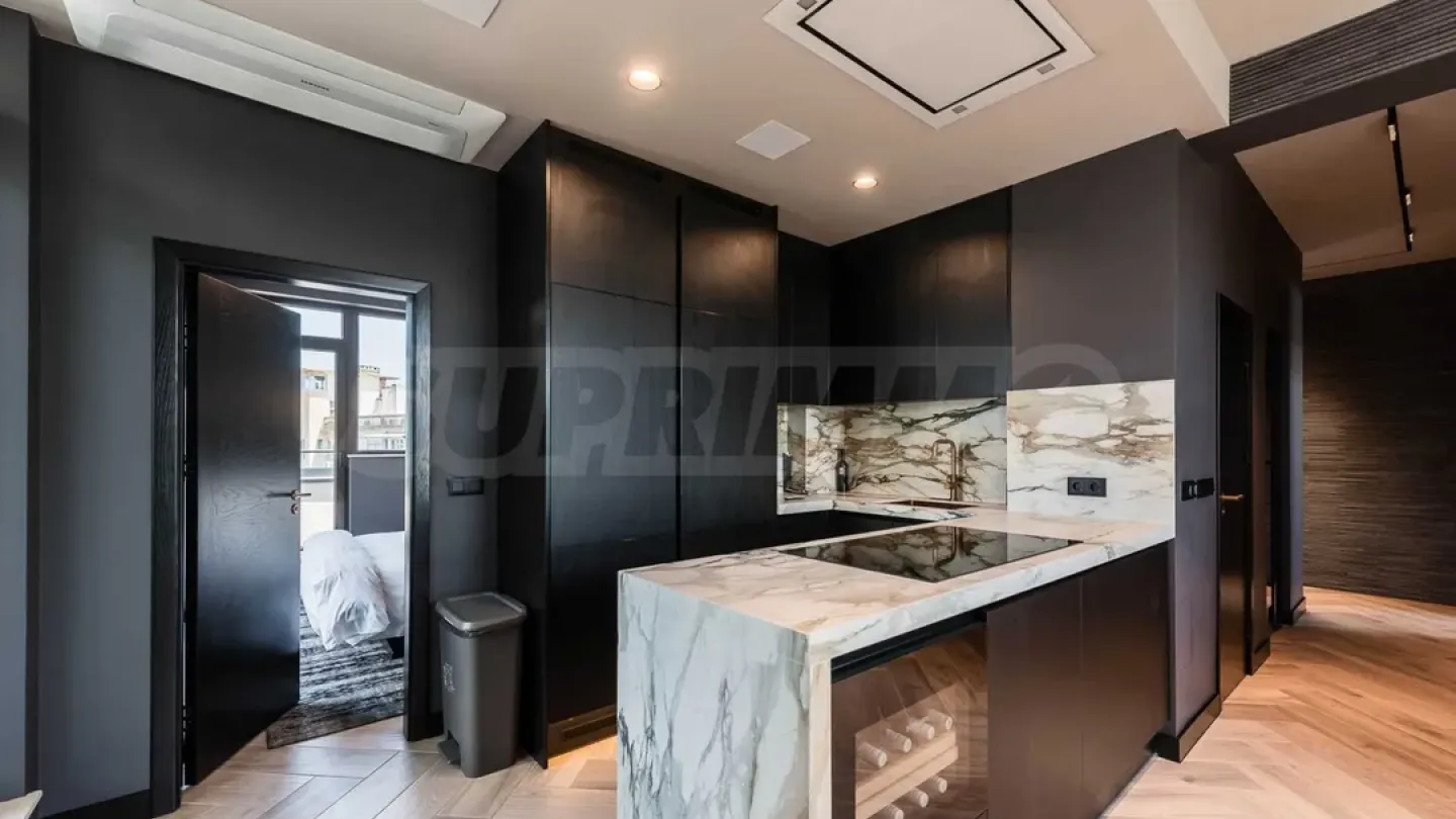 Luxury Penthouse w/ SPA - Varna Sea Views - Image 2