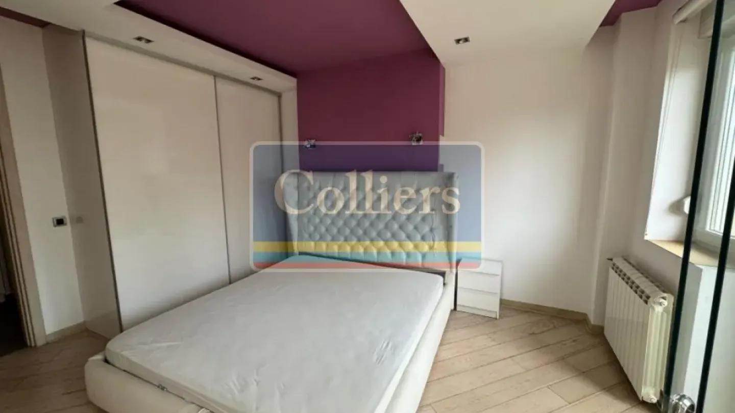 Spacious Apartment with Stunning Views Near Church in Vracar - Image 2