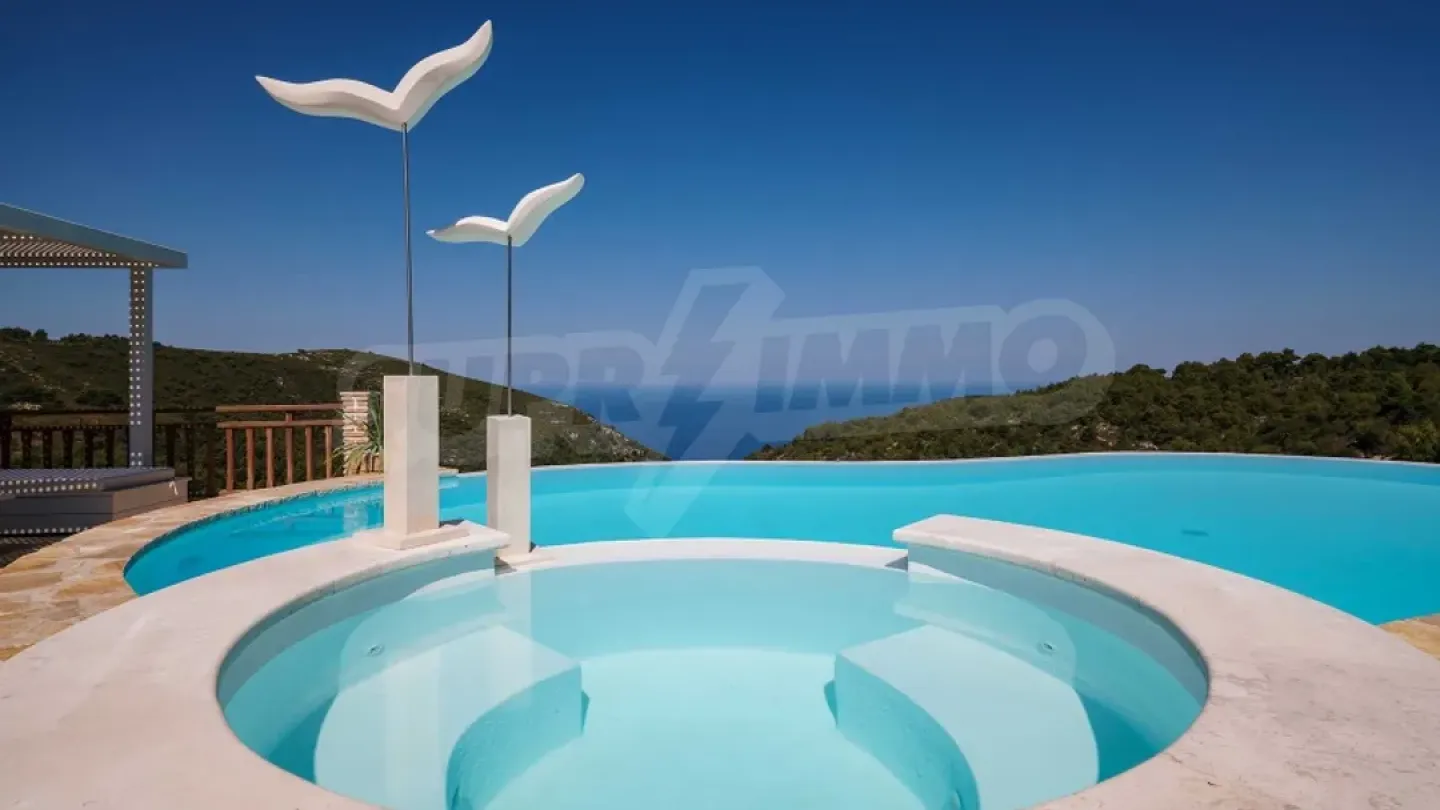 Stunning Zakinthos Villa: Infinity Pool, 7 Bedrooms, Sea Views - Image 3