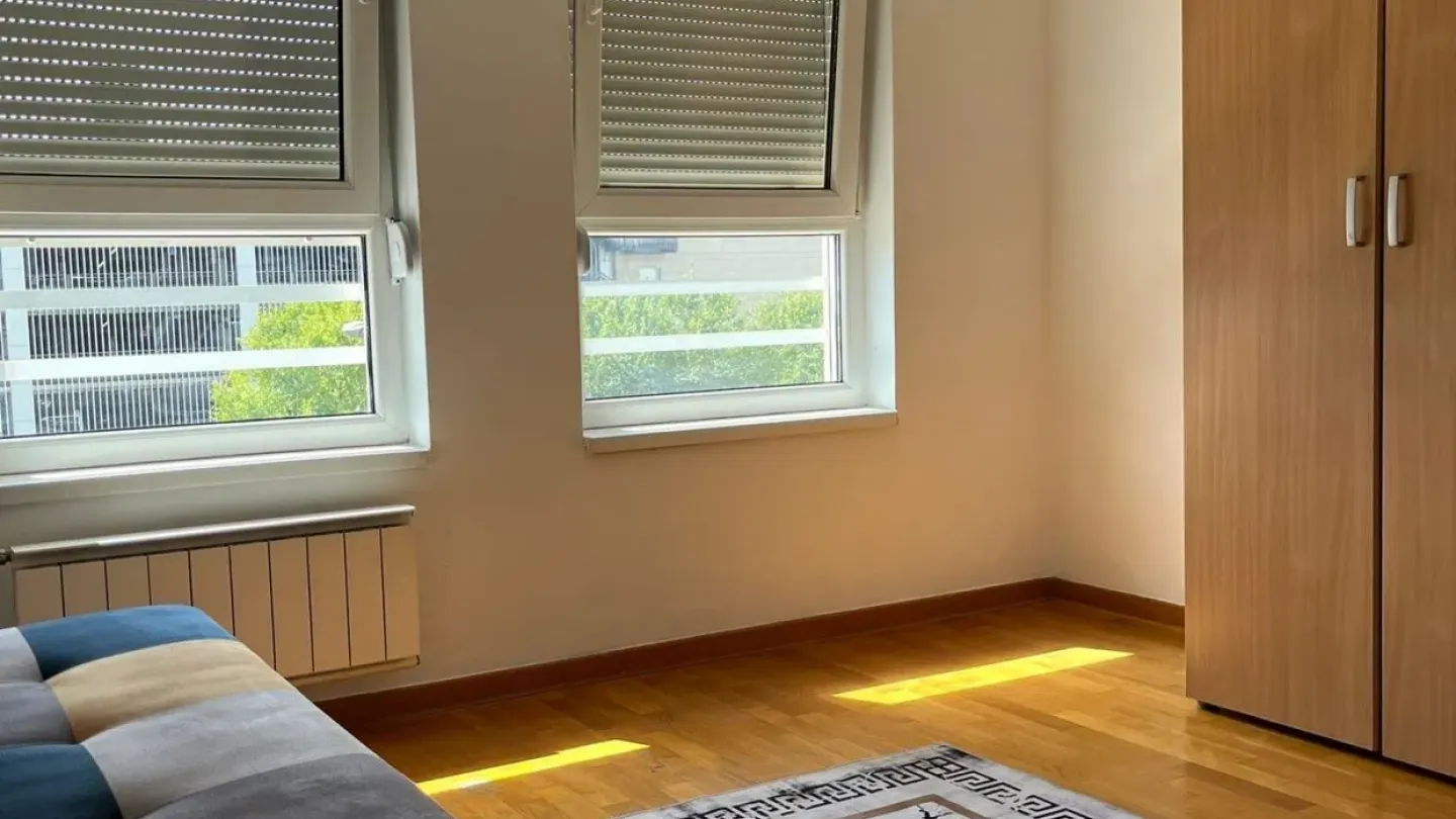 Spacious 2-Bedroom Apartment in Belvil, Novi Beograd - €750 - Image 5