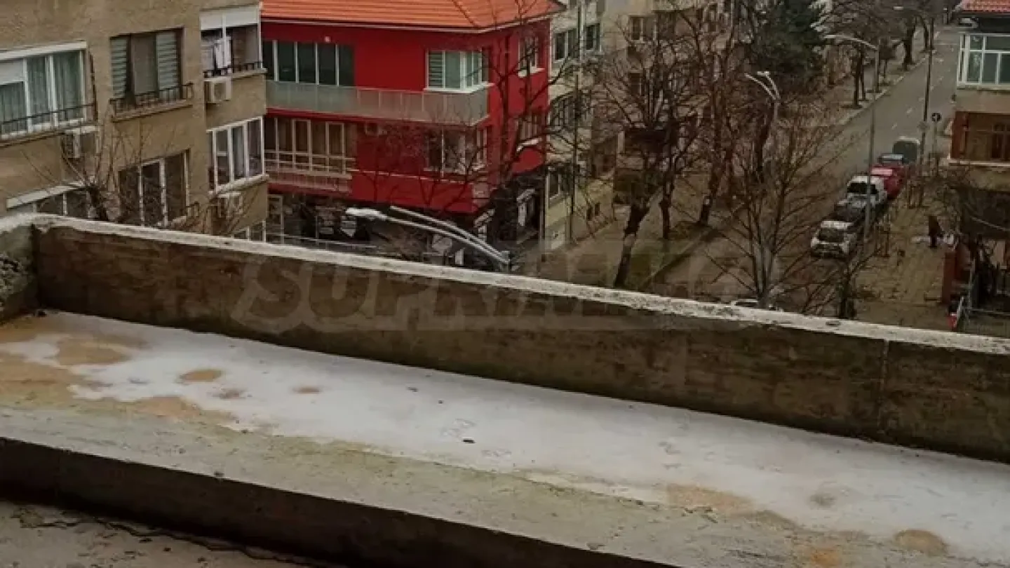 Spacious 3-Bedroom Apartment in Burgas City Center - Image 3