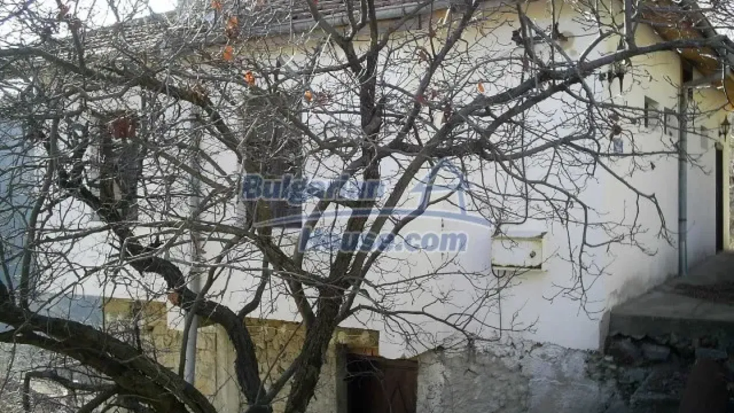Spacious Rhodope Mountain House with Stunning Views for Sale - Image 4