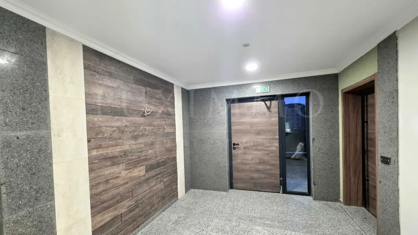 Stylish Designer Apartment in Sofia's Malinova Dolina District - Image 3