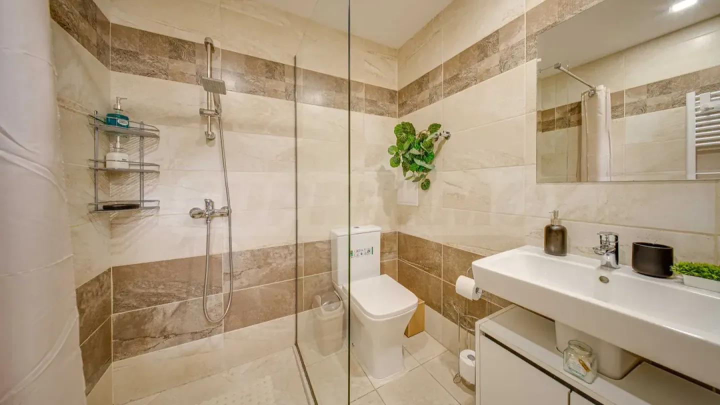 Stylish One-Bedroom Apartment in Sofia's Heart, Fully Furnished - Image 2