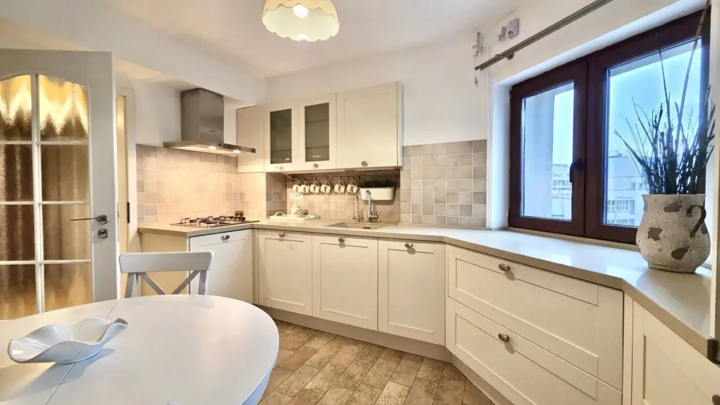 Spacious 2-Bedroom Apartment for Rent in Aviatiei, Bucharest - Image 3