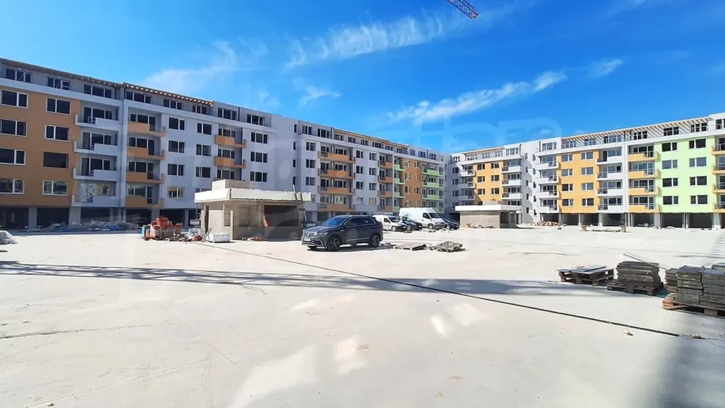 Modern 1-Bedroom Apartment in Plovdiv's South District - New Construction - Image 4