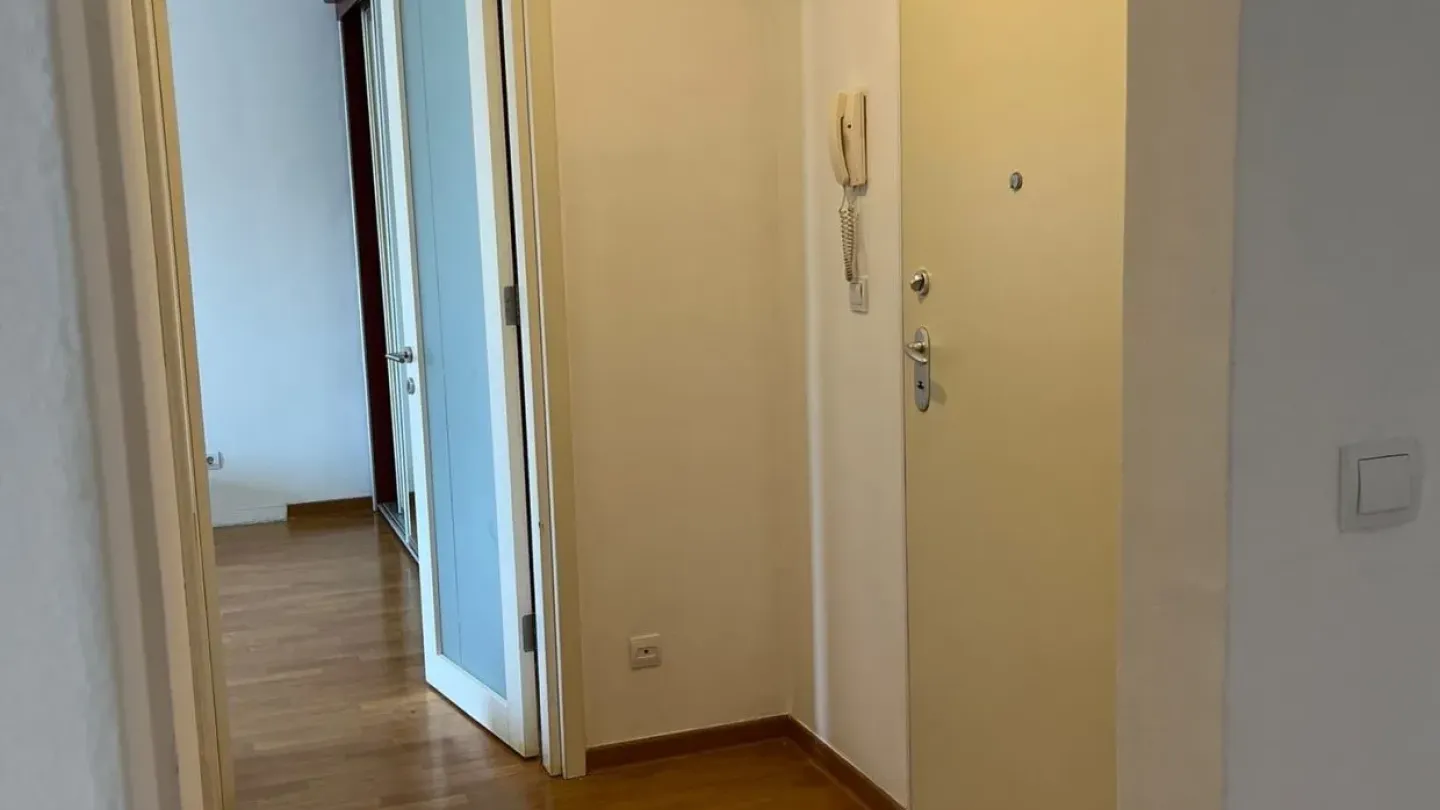 Spacious 2-Bedroom Apartment in Belvil, Novi Beograd - €750 - Image 1