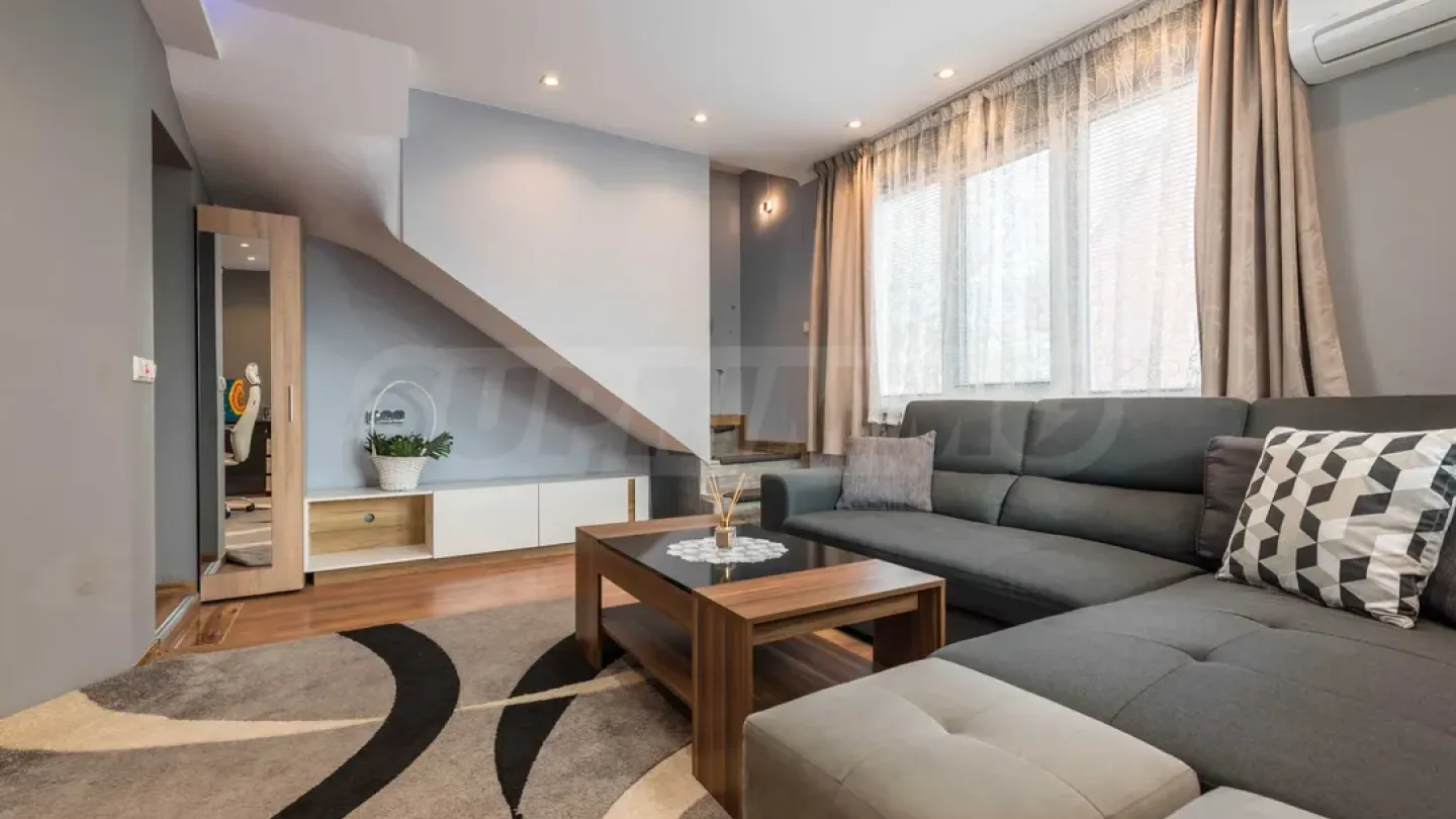 Spacious Fully Furnished мезонет in Varna City Center - Image 5