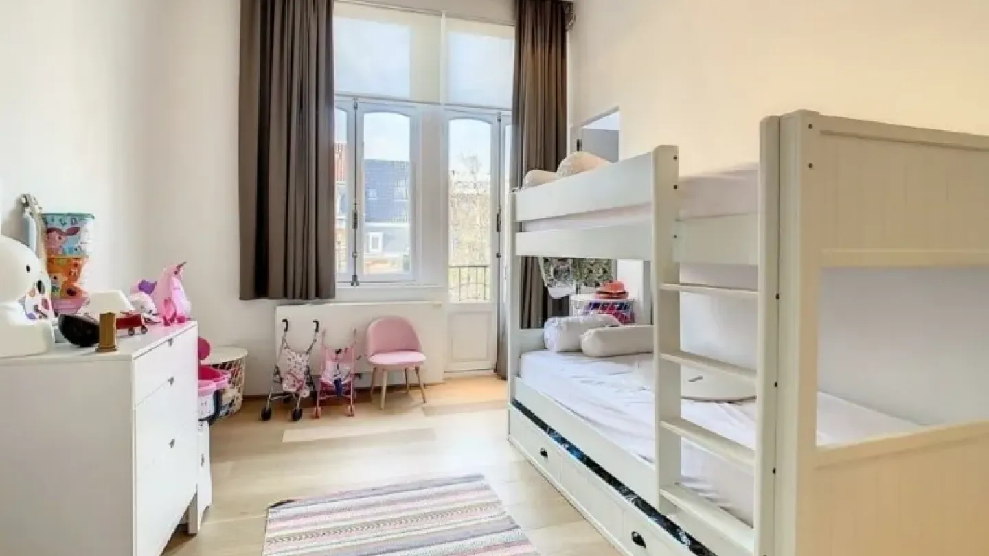 Exceptional Mansion with Royal Gardens – 5 Bedrooms – Brussels - Image 1