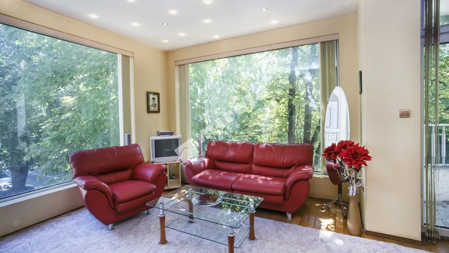 Spacious Fully Furnished House in Varna City Center. - Image 4