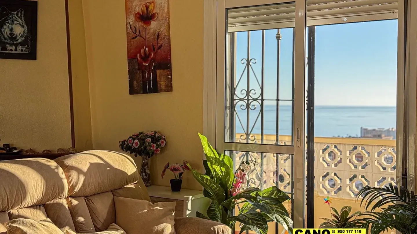 Spacious 3-Bedroom Apartment with Terrace in Aguadulce Norte - Image 2