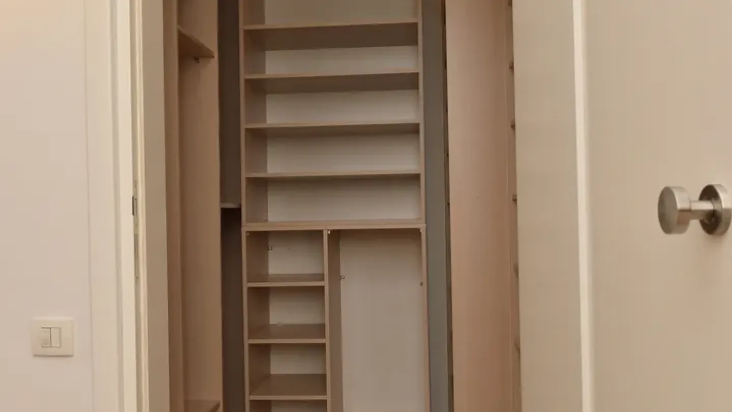 Spacious Modern Penthouse Apartment with Stunning Vračar Views - Image 2