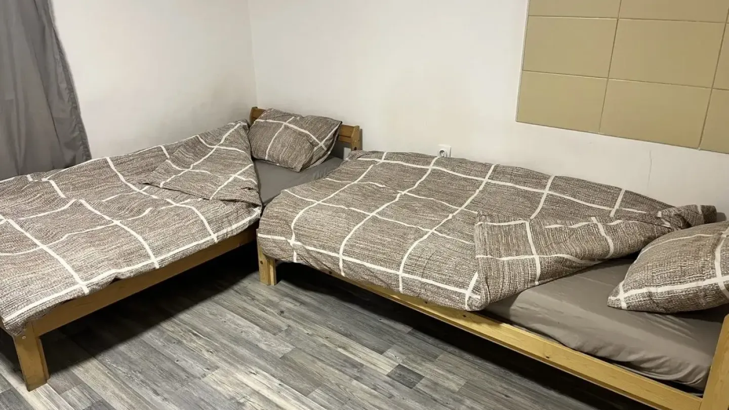 Spacious 10-Bedroom Apartment with Terrace Near Belgrade Highway - Image 3