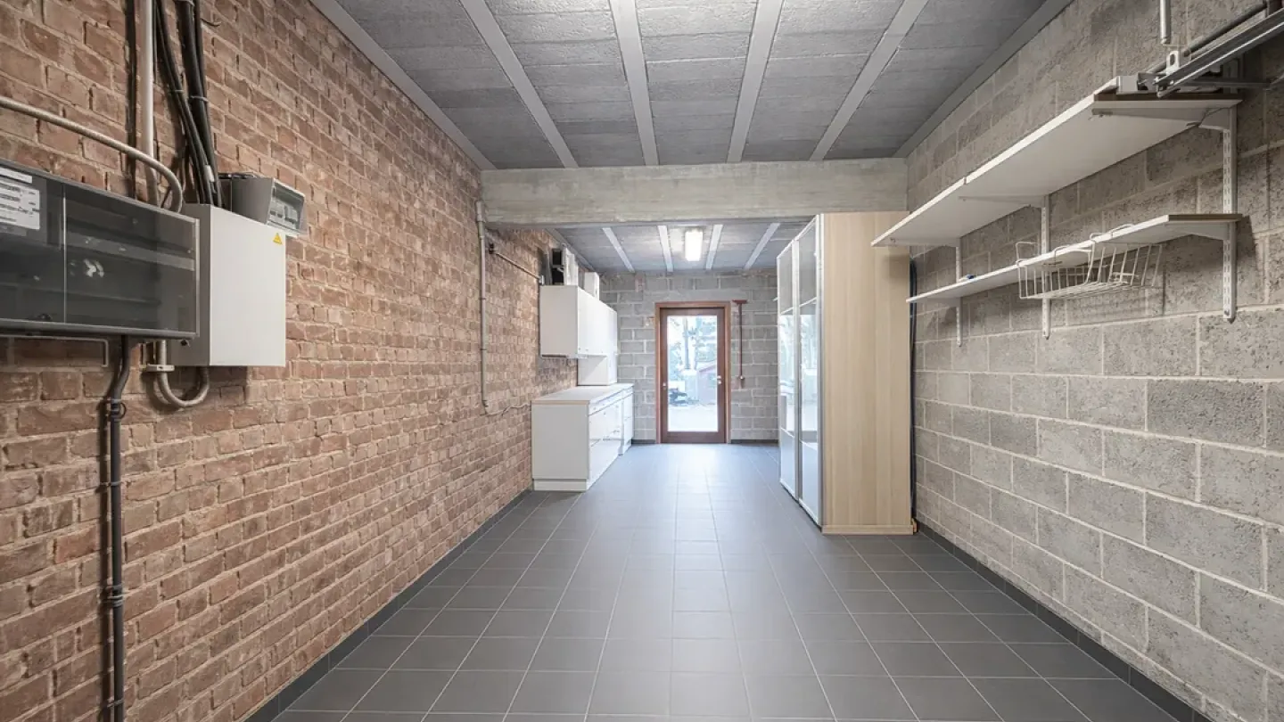 Spacious House in Jette Near King Baudouin Park - 3 Bed, Garden - Image 5