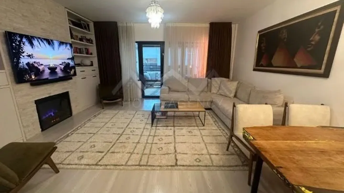 Luxurious Modern House in Otopeni – 3 Bed, 2 Bath - Image 4