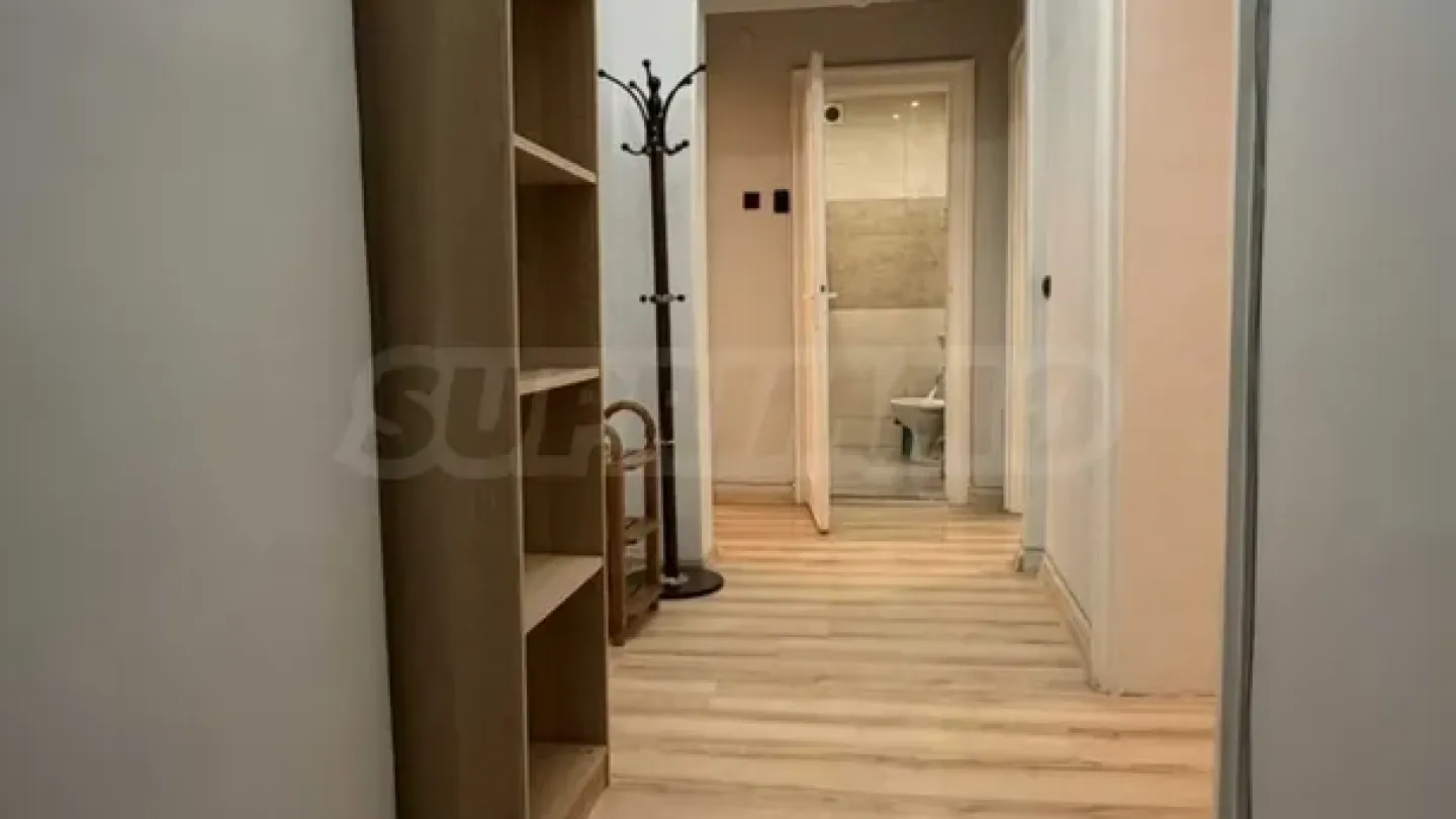 Spacious Fully Furnished Apartment in Plovdiv City Center - Image 1