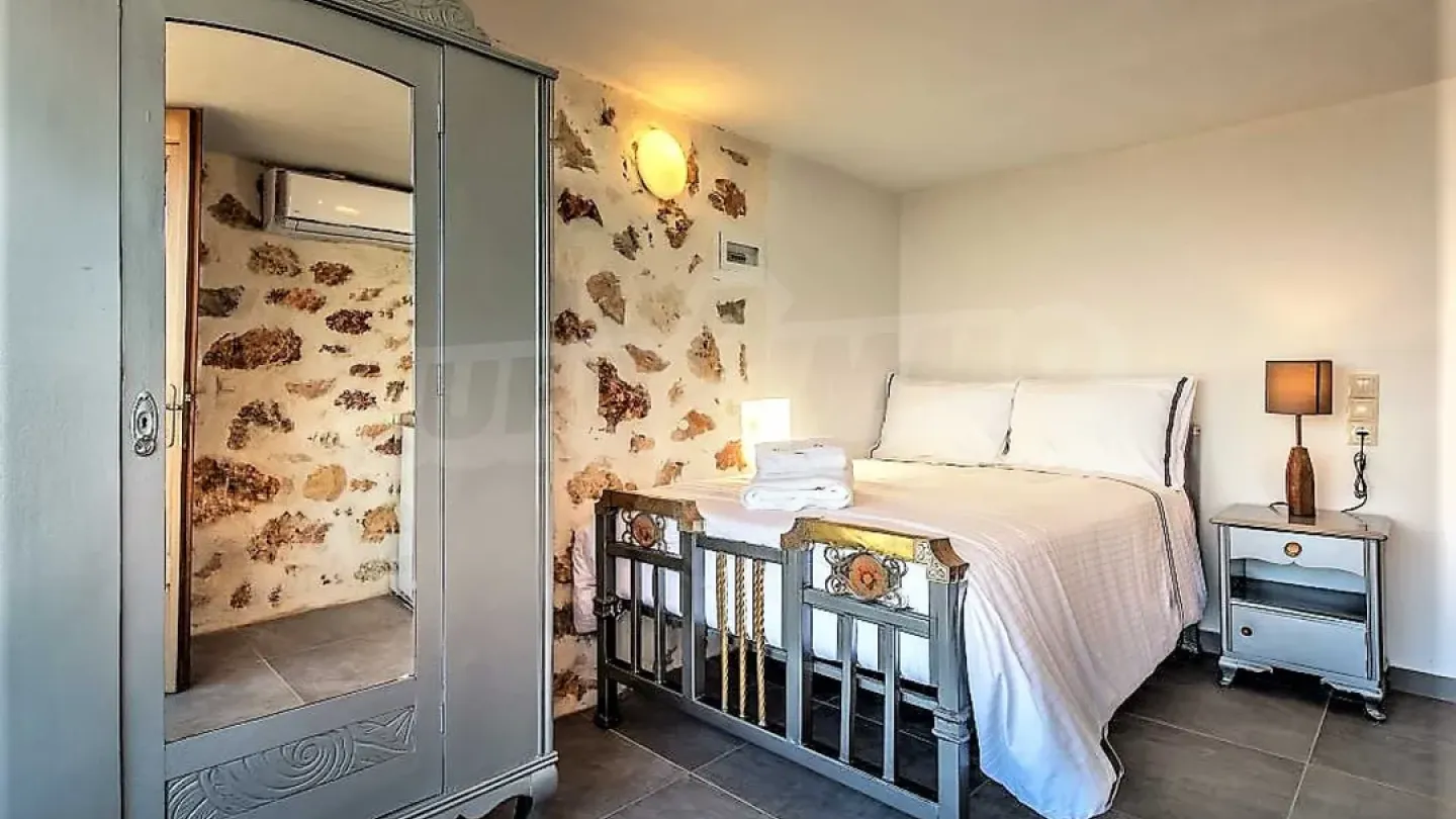 Zante Island Greek Villa: Luxurious 4-Bed Fully Furnished Residence - Image 4