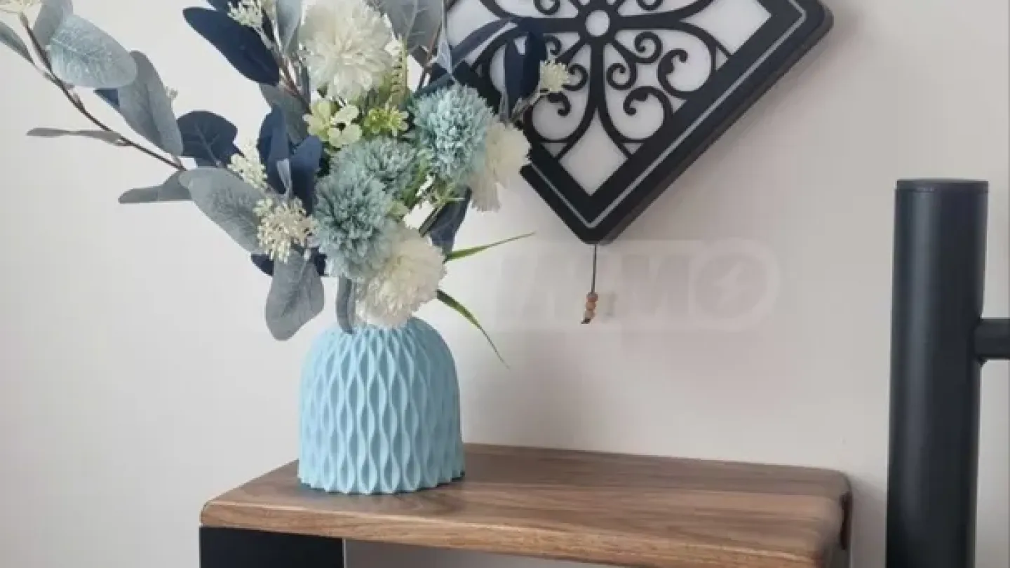 Stylish 2-Bedroom Apartment in Varna's Heart - Image 3