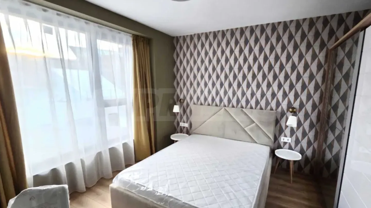 Stylish 3-Bedroom Apartment Near The Mall, Fully Furnished for Rent - Image 4