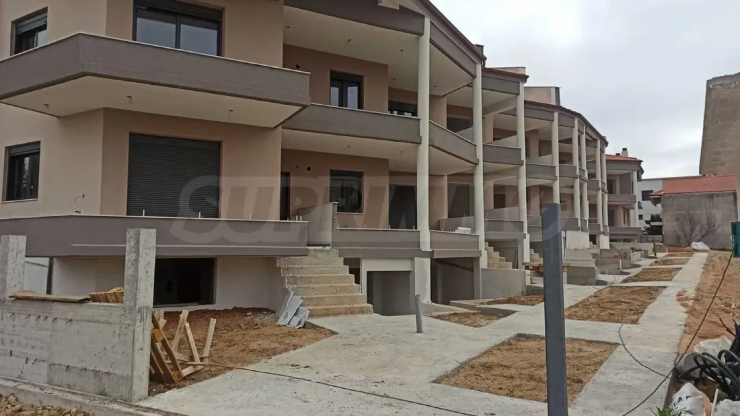 Spacious Four-Bedroom House in Nea Moudania, Close to the Sea - Image 5