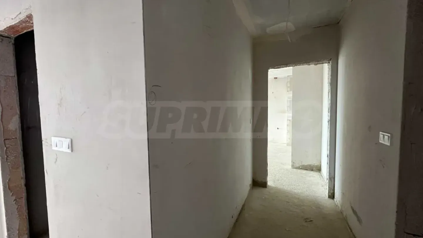 Bright 2-Bed Apartment - Burgas Sea Views - Image 1