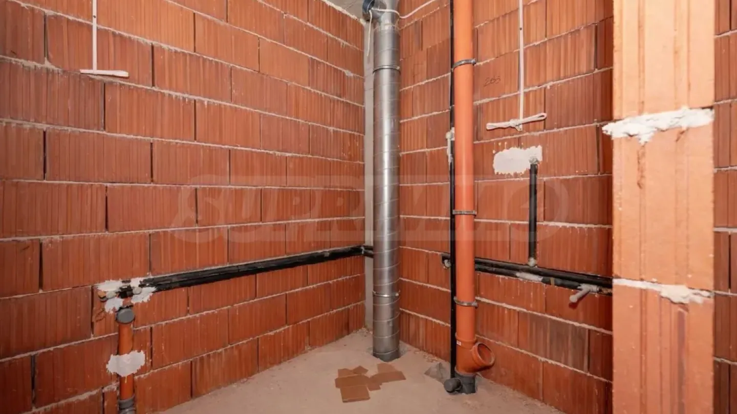 Spacious Apartment in New Complex, Plovdiv, Bulgaria - Image 5