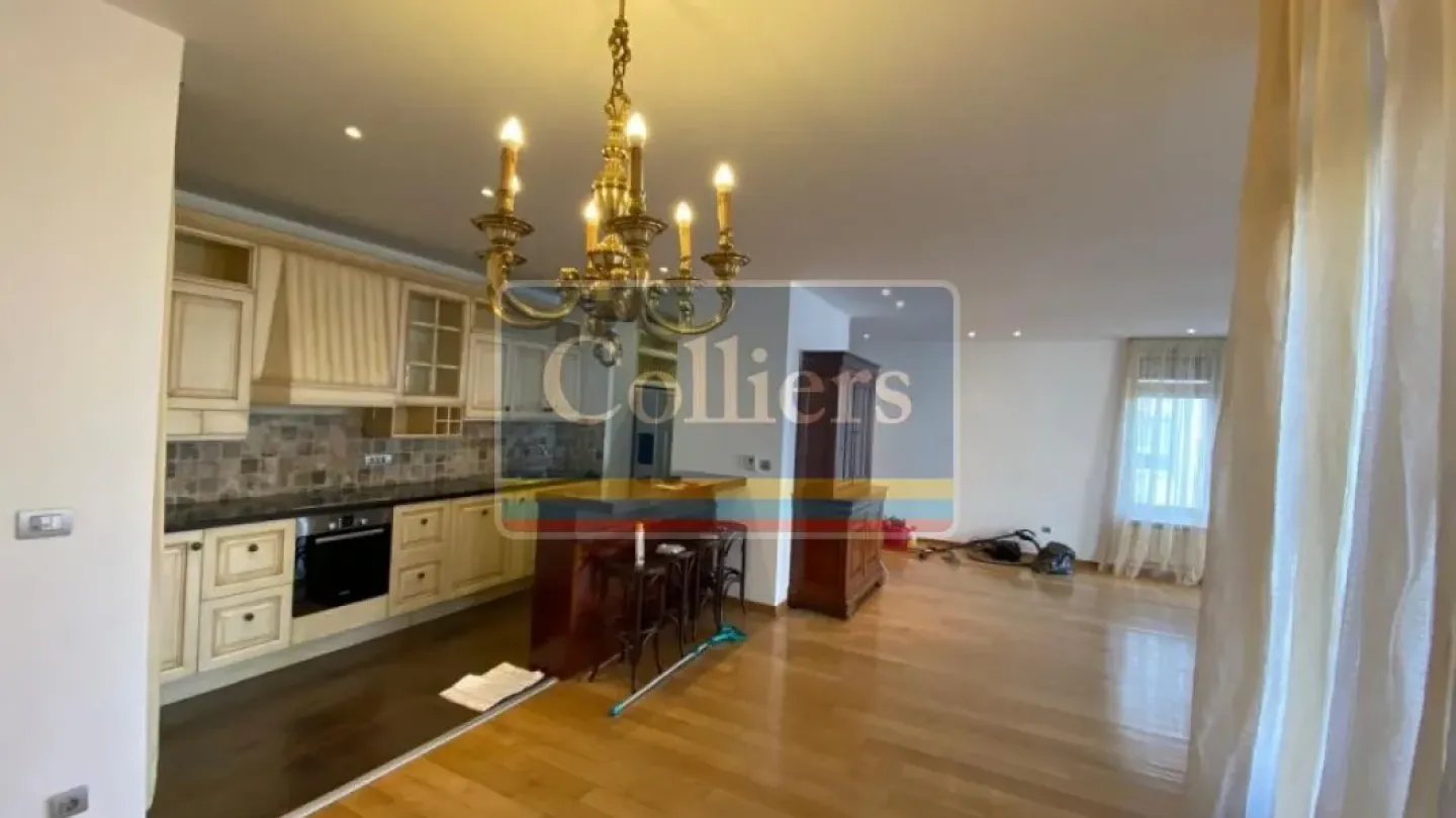 Spacious 4-Bedroom Apartment with Terraces in Belgrade's Senjak - Image 2