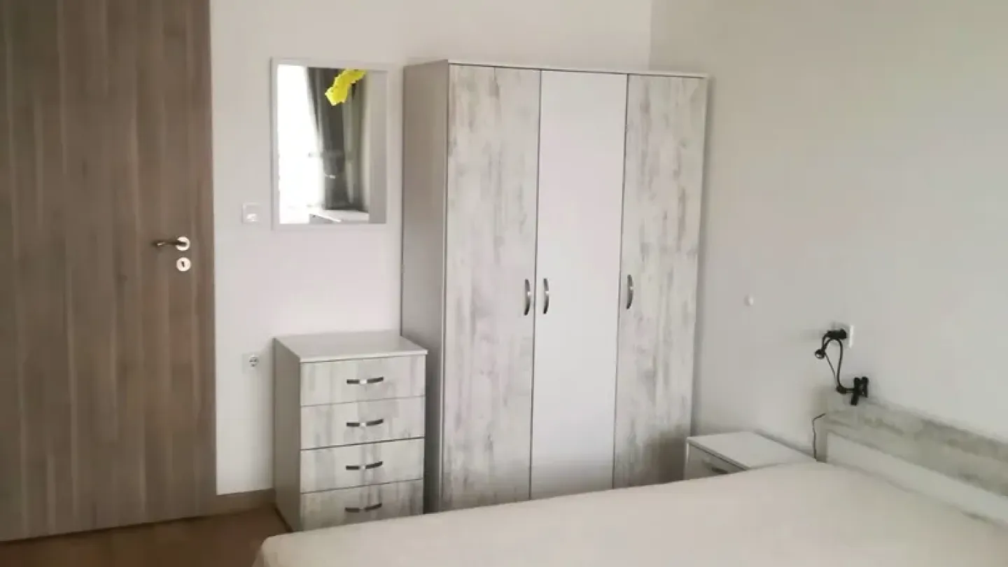 Fully Furnished One-Bedroom Apartment in Kyuchuk Parizh, Plovdiv - Image 1