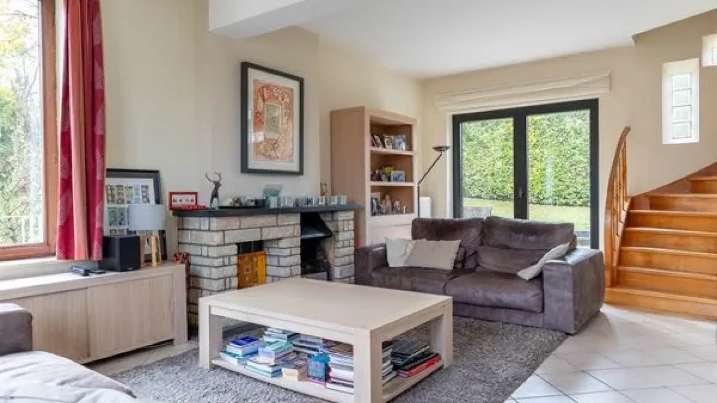 Spacious House with Garden in Beautiful Sint-Genesius-Rode, Belgium - Image 3