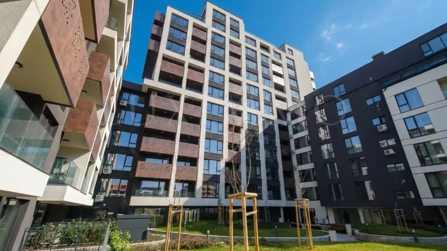 Spacious Two-Bedroom Apartment with Mountain View in Sofia - Image 1