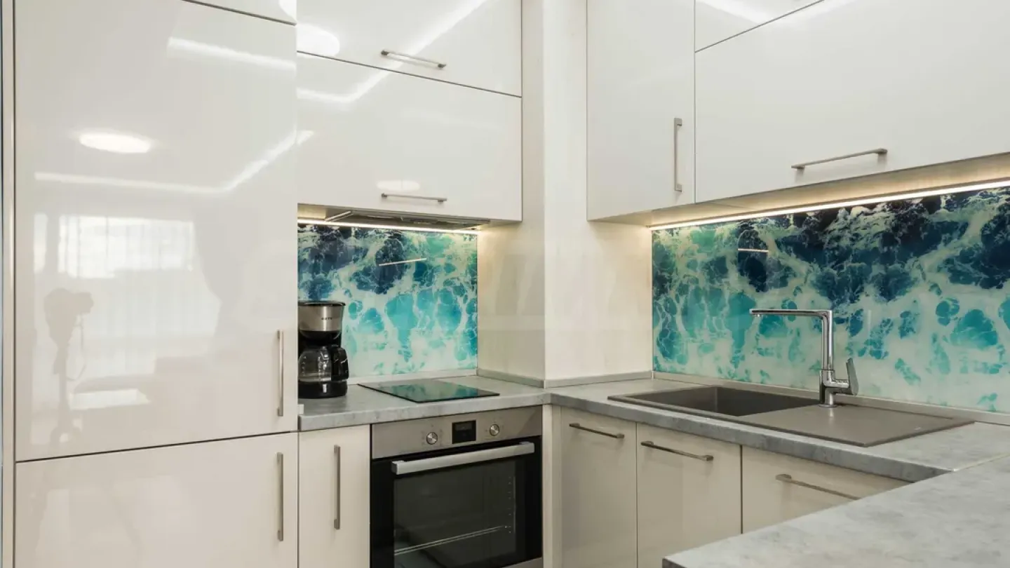 Stylish Varna Apartment Near the Sea - Furnished - Image 5