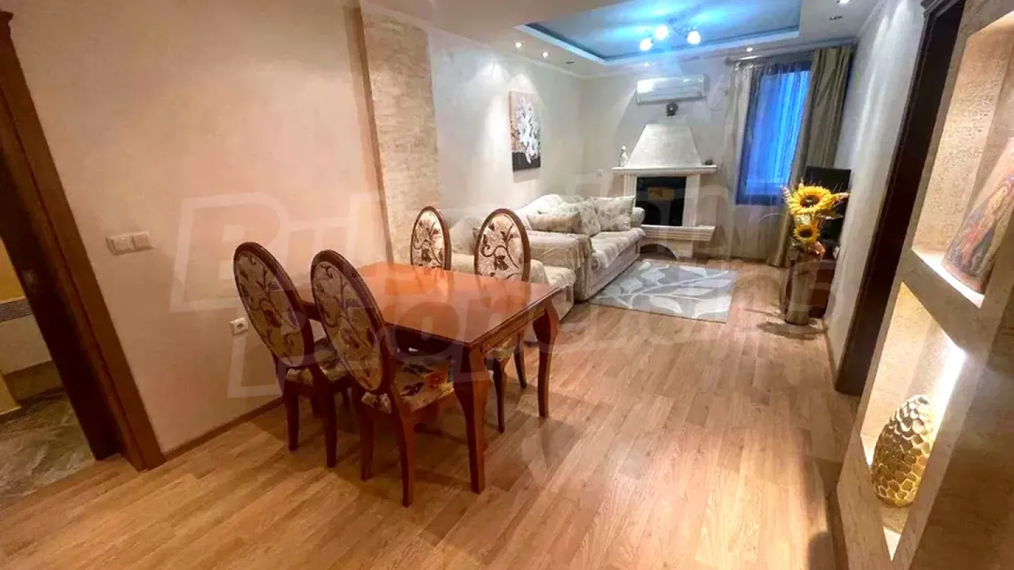 Spacious 2-Bedroom Apartment Near Borisova Garden, Burgas, Fully Furnished - Image 3