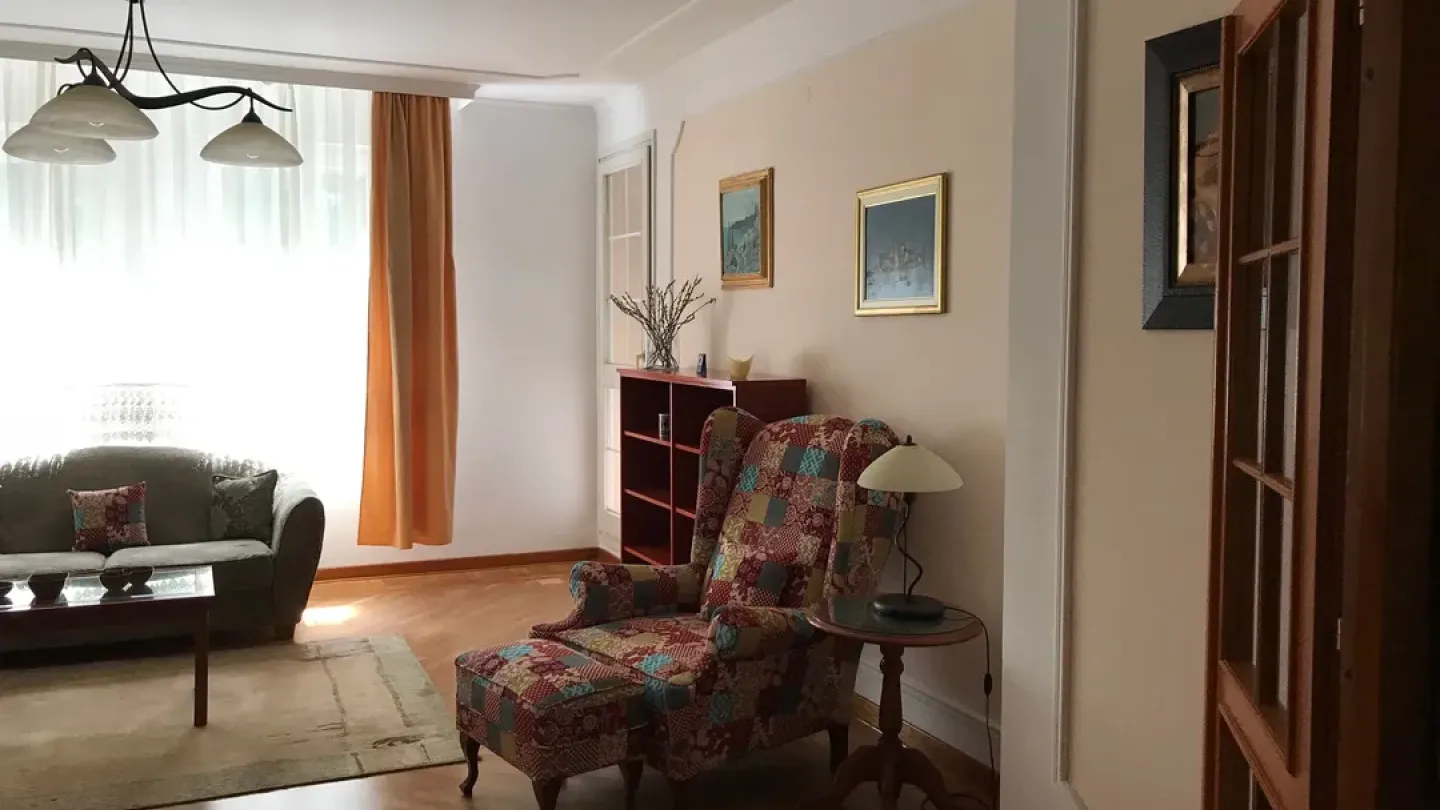 Spacious 3-Bedroom Apartment in Belgrade, Excellent Location - Image 1