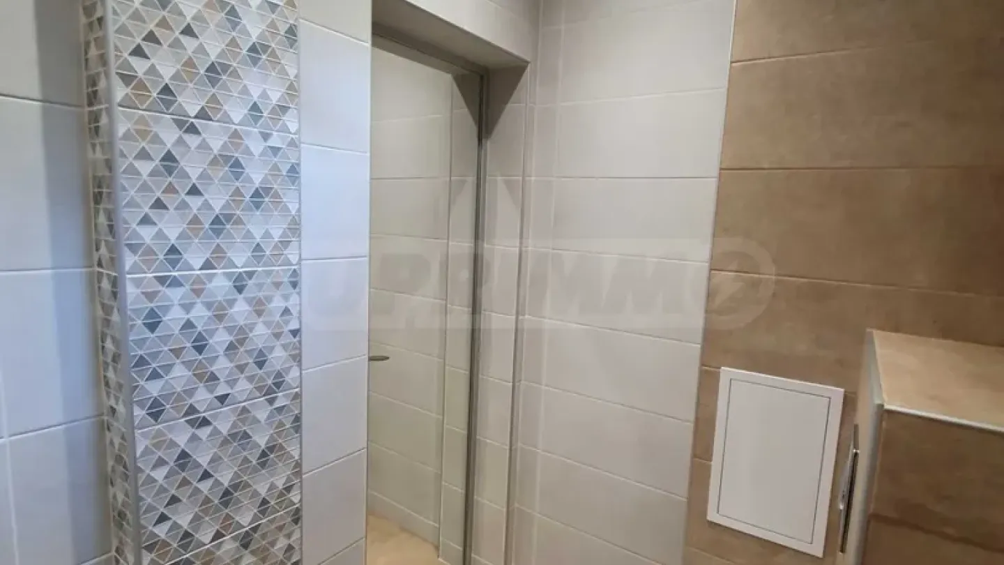 Spacious Sofia Apartment - Oборище District - Image 1