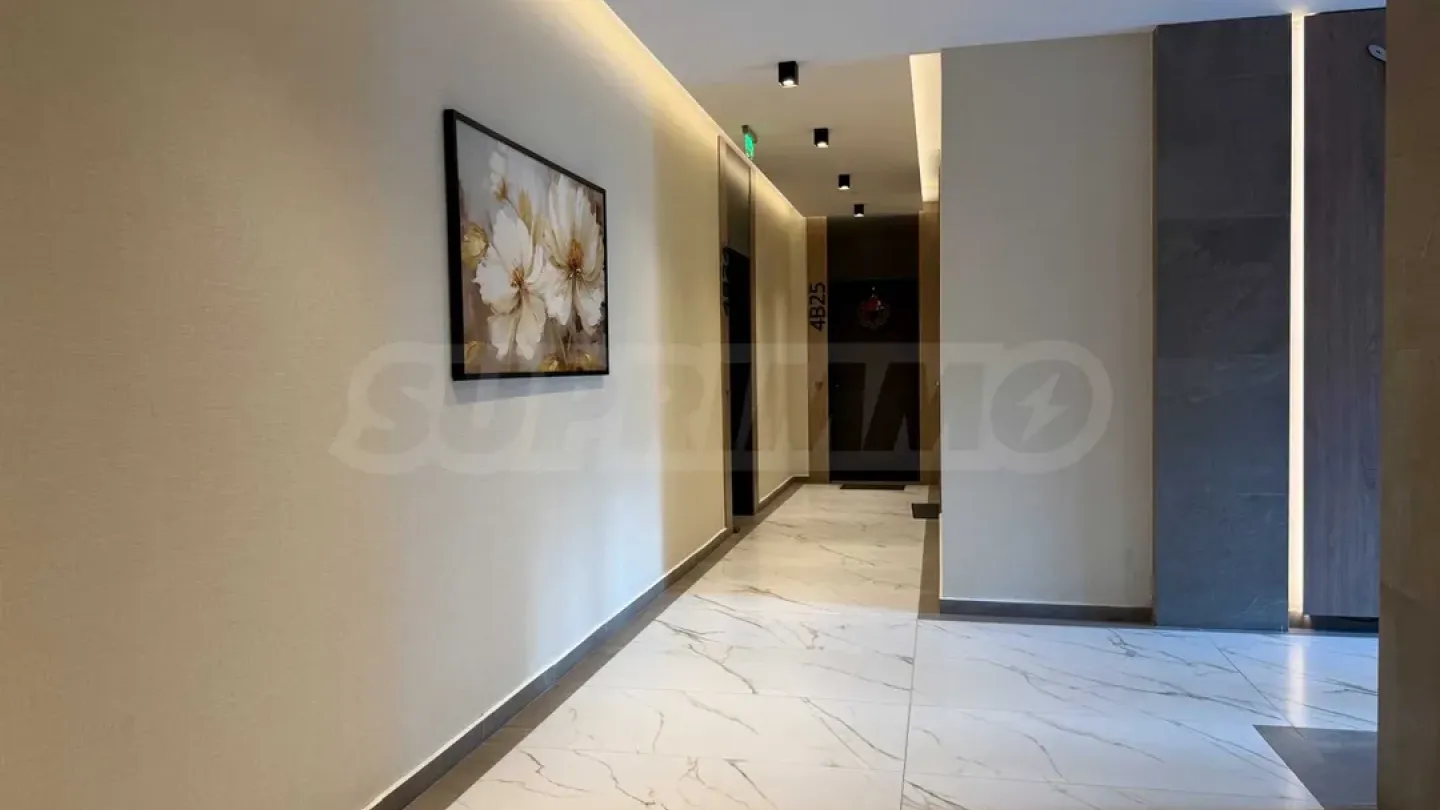 Fully Furnished 2-Bedroom Apartment in Royal Garden 2 - Image 5