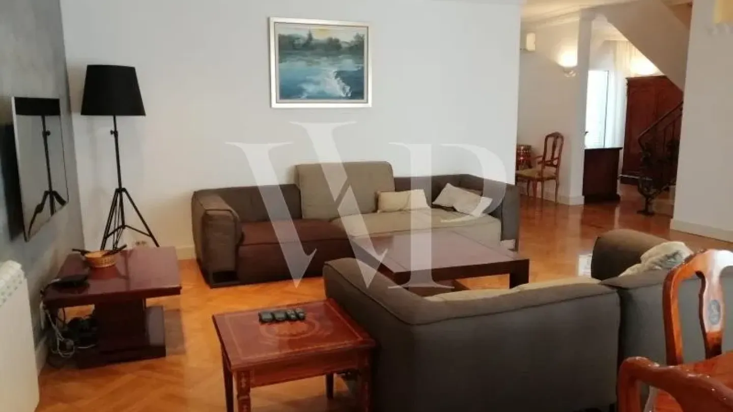 Luxury Renovated Duplex Apartment with Stunning Belgrade Views - Image 1