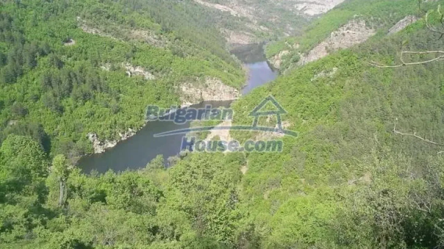 Spacious Rural House with Stunning Mountain Views - Image 4