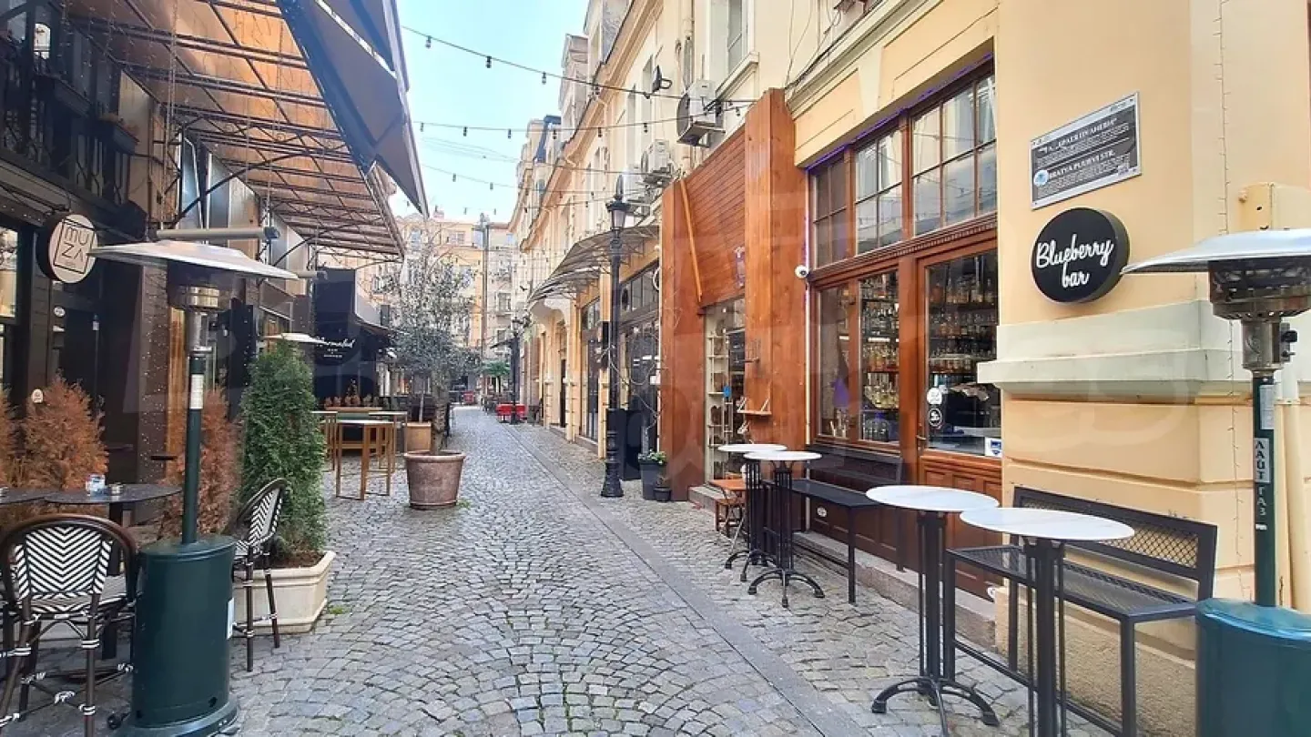 Charming Two-Story House in Plovdiv's Vibrant Kapana District – For Sale - Image 2